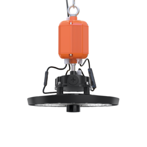 High bay light with emergency power supply
